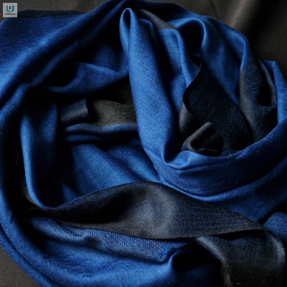 Feel The Soft Luxury In This Kashmir Pashmina Stole  Deep Blue  Tgv