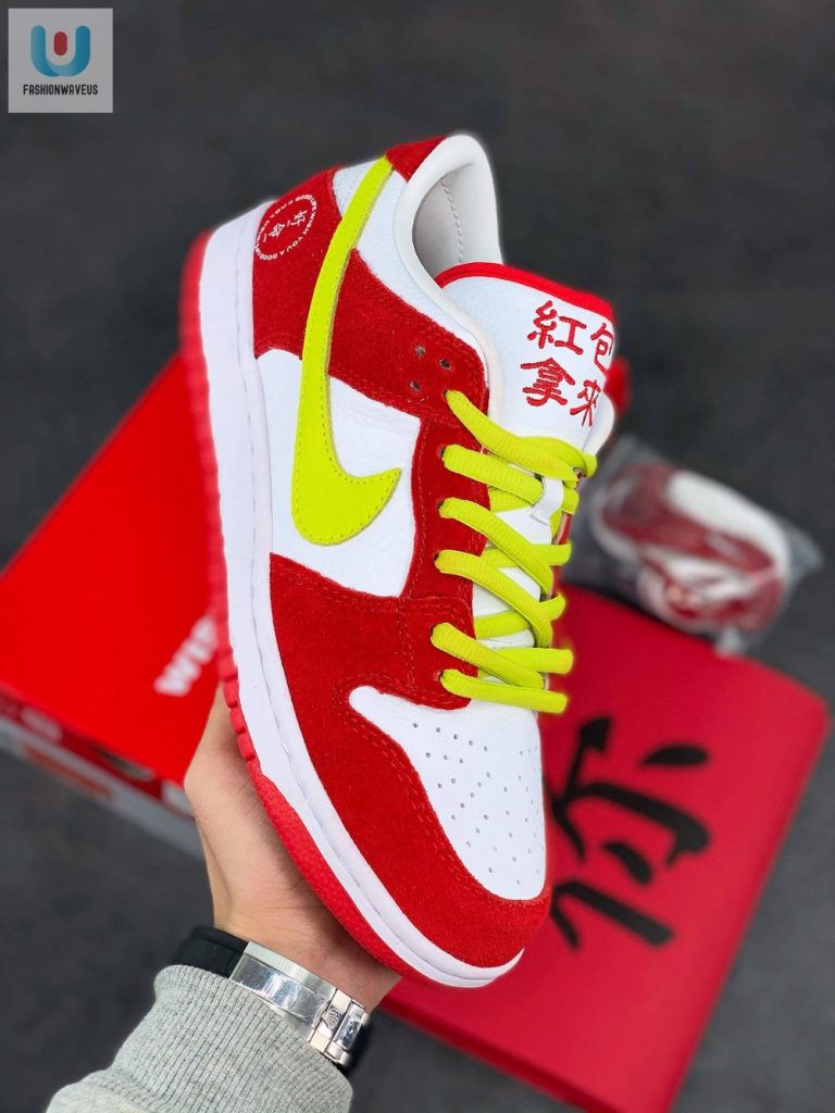 The Remade X Nike Sb Dunk Low Wyagl White Red Tgv fashionwaveus 1