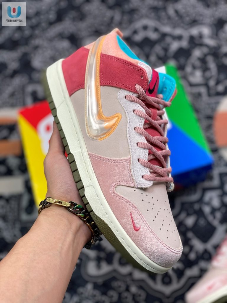 Social Status X Nike Dunk Mid Strawberry Milk Tgv fashionwaveus 1