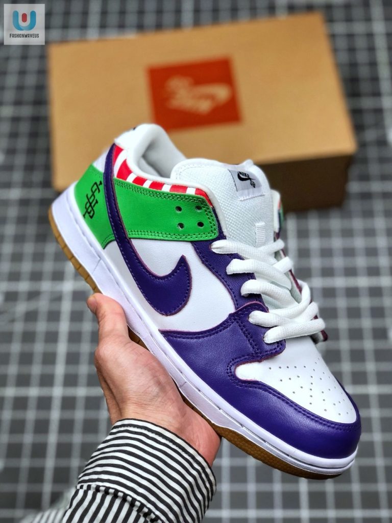 Nike Sb Dunk Low White Purple Green Tgv fashionwaveus 1