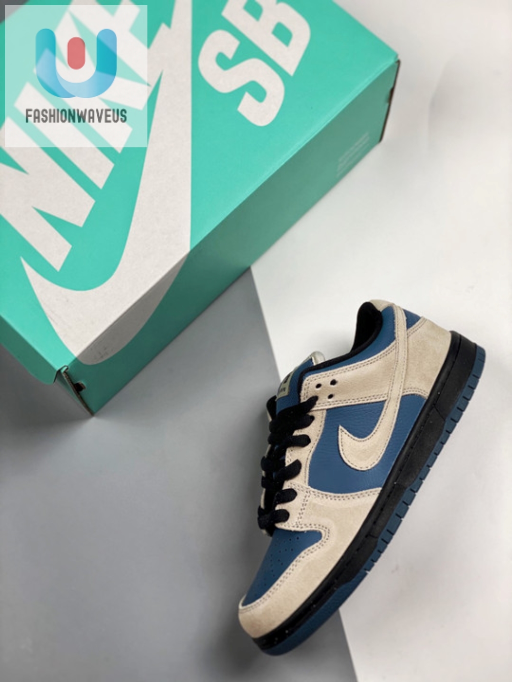 Nike Sb Dunk Low Light Cream Thunderstorm  Tgv