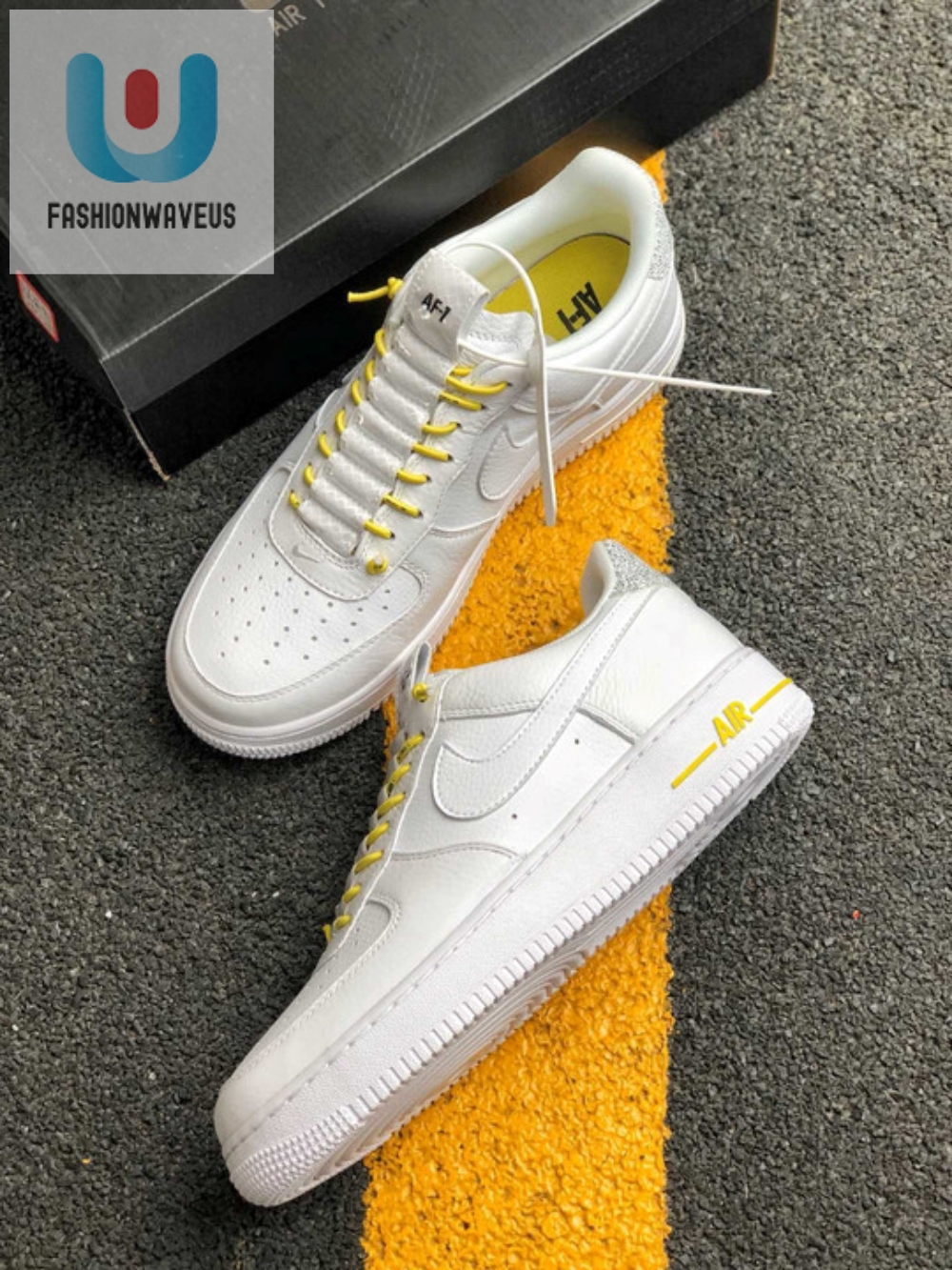 Nike Air Force 1 Lux Wmns Whitechrome Yellow 