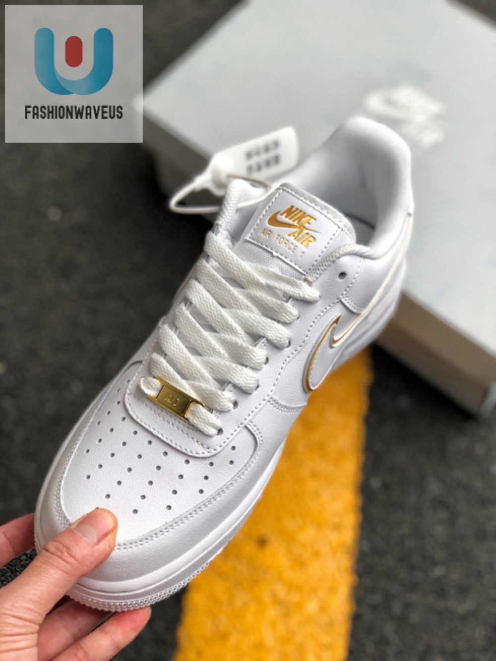 Nike Air Force 1 Low Wmns Golden Swoosh White 