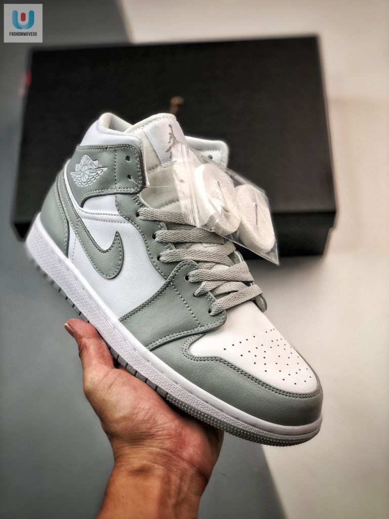 Air Jordan 1 Mid Grey Sail Bq6472115 fashionwaveus 1