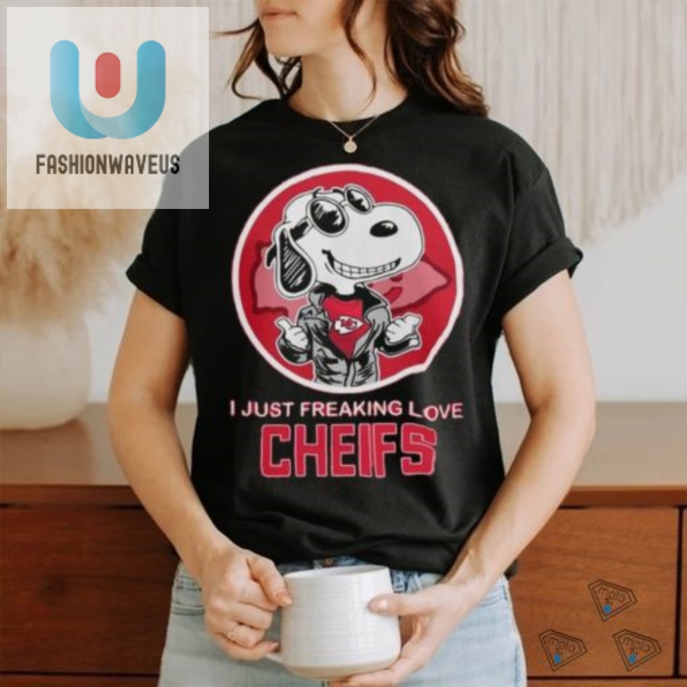 Official Kansas City Chiefs Snoopy I Just Freaking Love Chiefs T Shirt 
