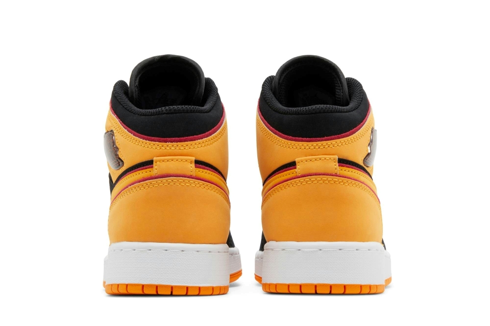 Air Jordan 1 Mid Se Vivid Orange Fj4924008 12 Air Jordan 1 Mid SE ‘Vivid Orange’ FJ4924-008