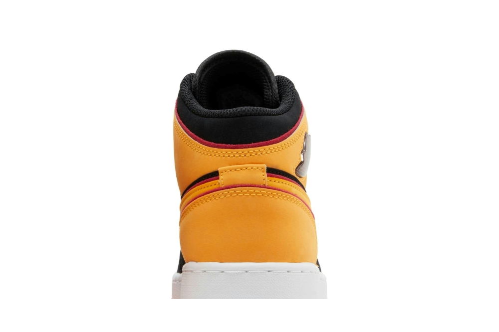 Air Jordan 1 Mid Se Vivid Orange Fj4924008 13 Air Jordan 1 Mid SE ‘Vivid Orange’ FJ4924-008