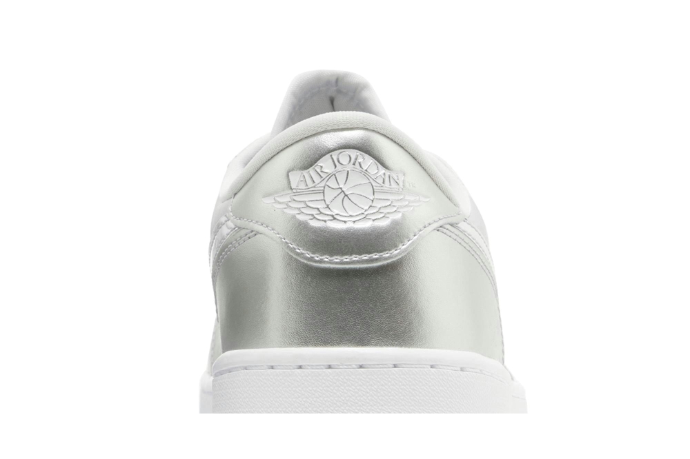 Air Jordan 1 Low Golf Gift Giving Pack Fd6848001 13 Air Jordan 1 Low Golf ‘Gift Giving Pack’ FD6848-001