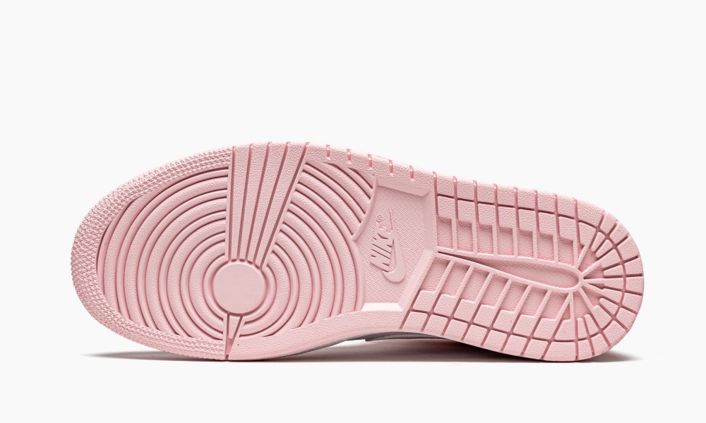 Air Jordan 1 Mid Wmns Digital Pink 5 Air Jordan 1 Mid WMNS ‘Digital Pink’