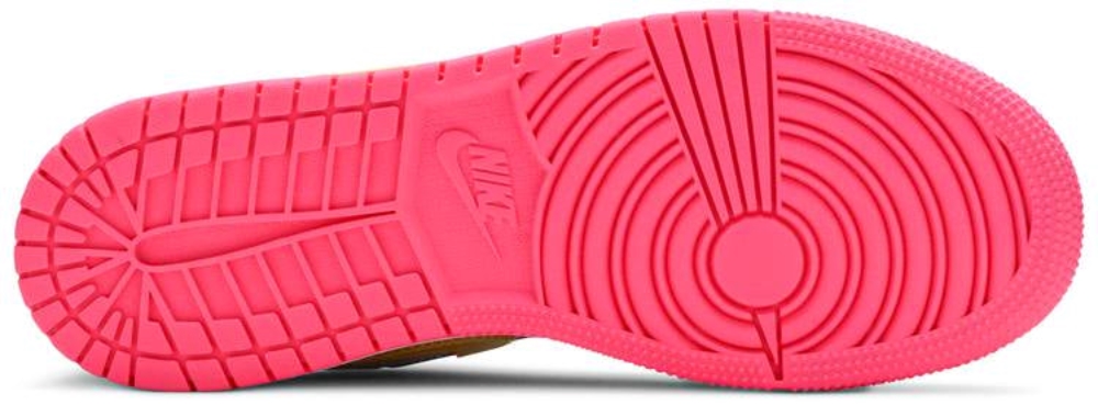 Air Jordan 1 Low Gs Edge Glow Cv4610100 7 Air Jordan 1 Low GS ‘Edge Glow’ CV4610-100