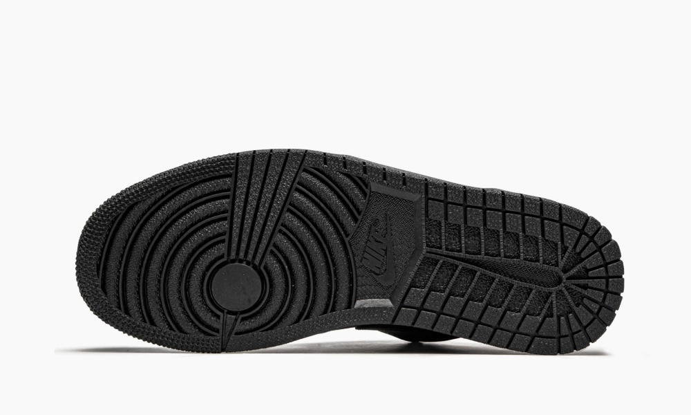 Air Jordan 1 Low Triple Black 5 Air Jordan 1 Low ‘Triple Black’
