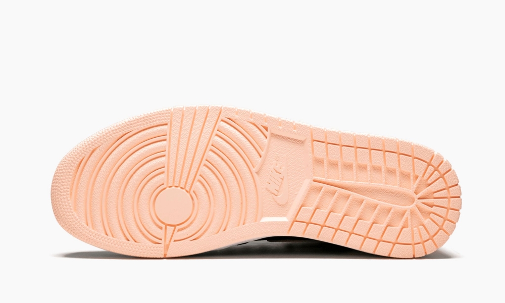 Air Jordan 1 Retro High Og Crimson Tint 5 Air Jordan 1 Retro High OG ‘Crimson Tint’