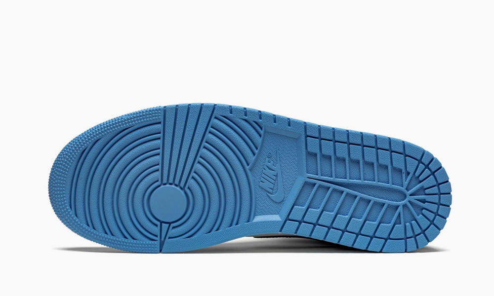 Wmns Air Jordan 1 Mid Black White University Blue 5 WMNS Air Jordan 1 Mid ‘Black / White / University Blue’