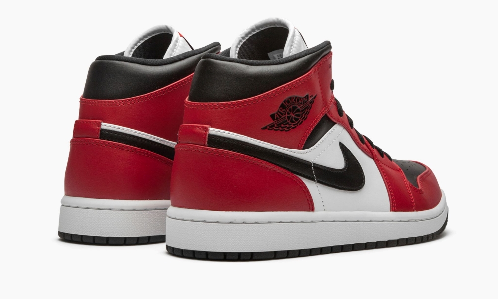 Air Jordan 1 Mid Chicago Black Toe 554724069 8 Air Jordan 1 Mid ‘Chicago Black Toe’ 554724-069
