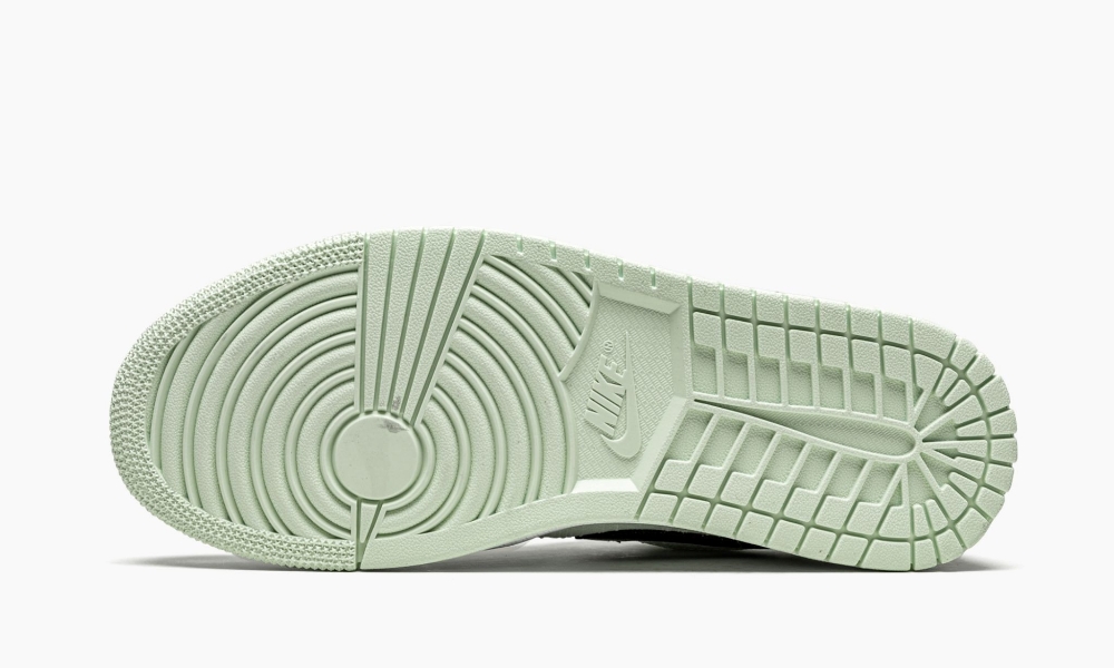 Wmns Air Jordan 1 Low Se Barely Green Cz0776 300 5 WMNS Air Jordan 1 Low SE ‘Barely Green’ CZ0776 300