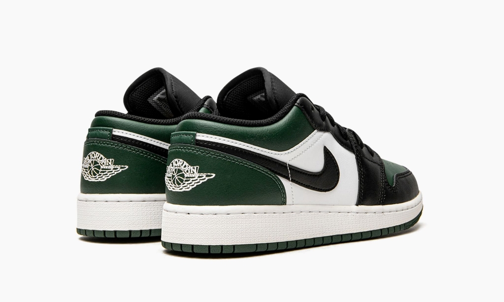 Air Jordan 1 Low Gs Green Toe 8 Air Jordan 1 Low GS ‘Green Toe’