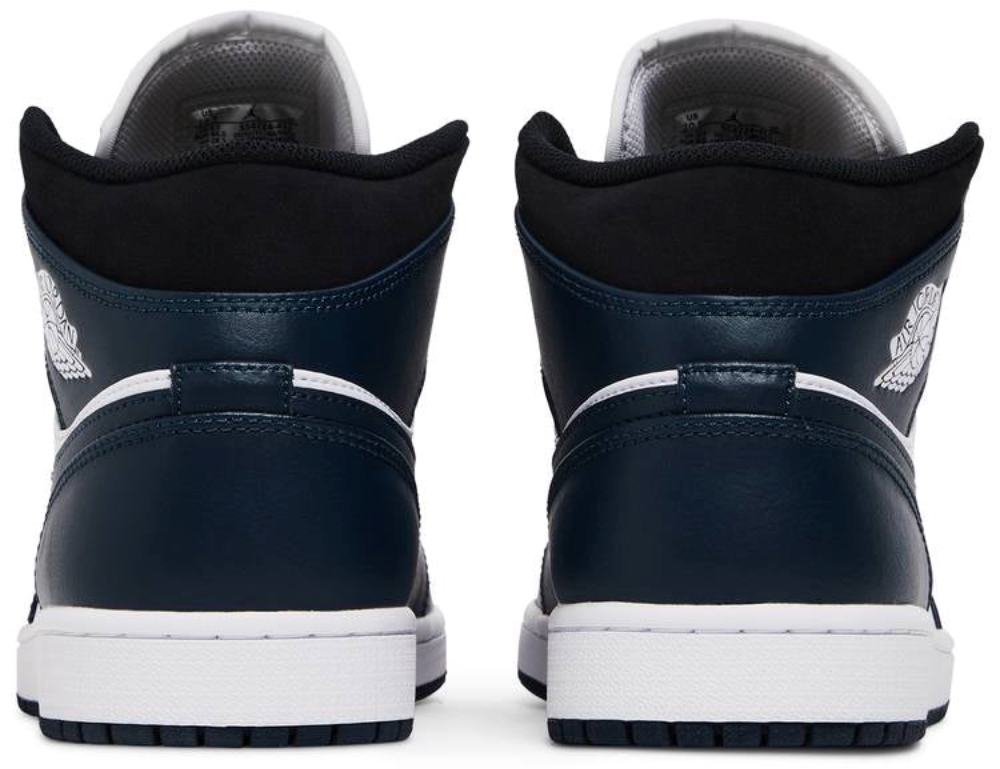 Air Jordan 1 Mid Armory Navy 554724411 7 Air Jordan 1 Mid ‘Armory Navy’ 554724-411