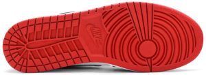 Air Jordan 1 Mid Chicago 554724173 fashionwaveus 1 3