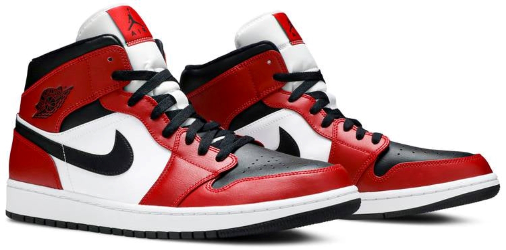 Air Jordan 1 Mid Chicago Black Toe 554724069 8 Air Jordan 1 Mid Chicago Black Toe’ 554724-069