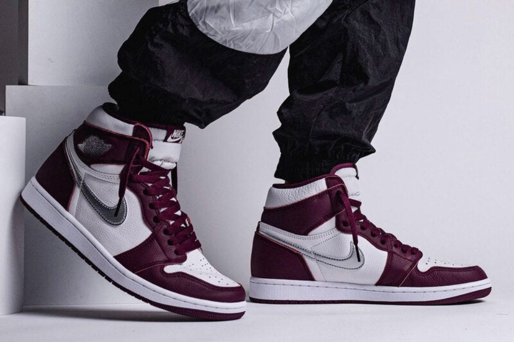 Air Jordan 1 Retro High Og Bordeaux 555088611 12 Air Jordan 1 Retro High OG Bordeaux’ 555088-611