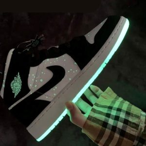 Air Jordan 1 Mid Se Gs Glow In The Dark Panda Bq6931103 fashionwaveus 1 5