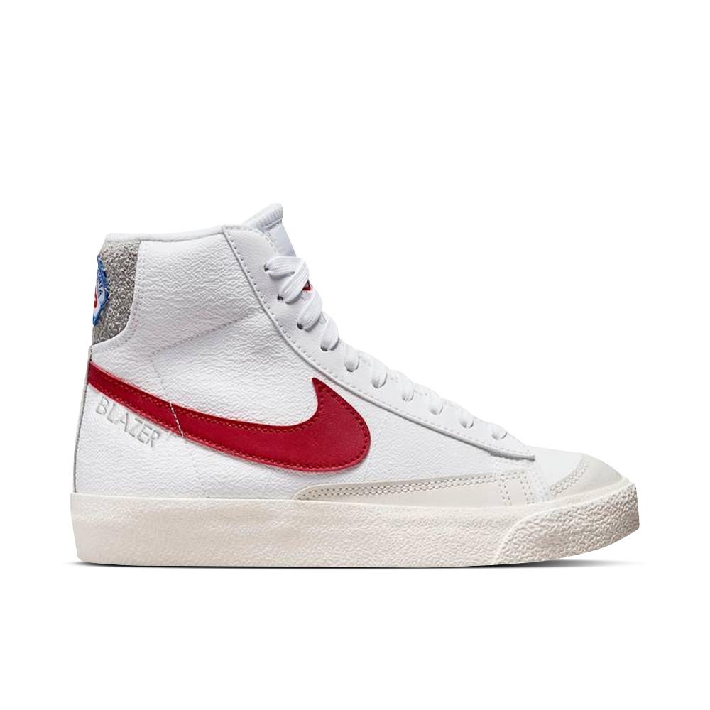 Nike Blazer Mid 77 White Light Smoke Grey Phantom Gym Red Gs Dh9700100 2 Nike Blazer Mid 77 White Light Smoke Grey Phantom Gym Red GS DH9700-100