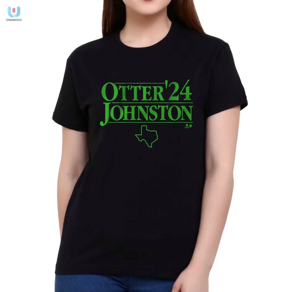 Stay Otterly Stylish In This Johnston 24 Tee