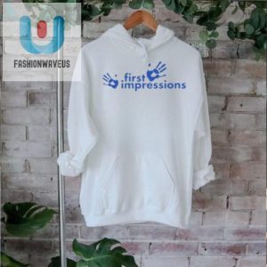 Rock Christina Aguileras Iconic Tee First Impressions Count fashionwaveus 1 1