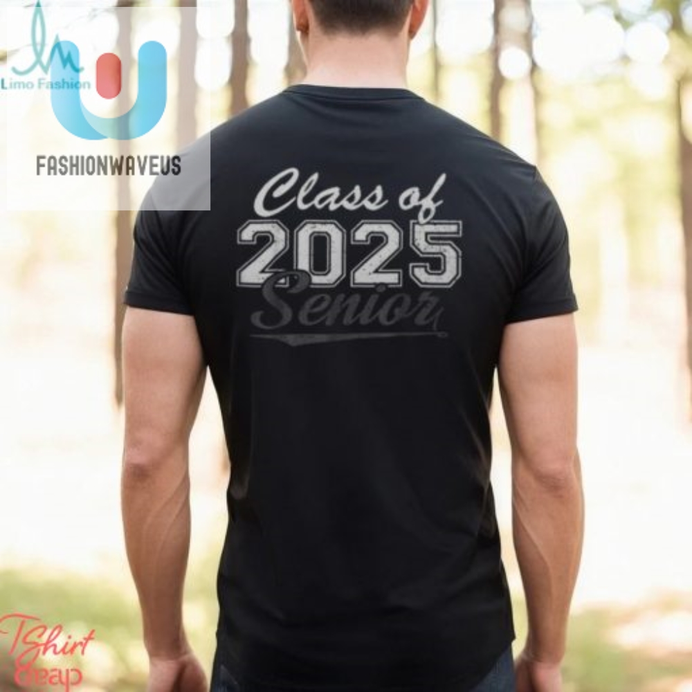 Vintage Senior 2025 Tee Funny Back To School Classic