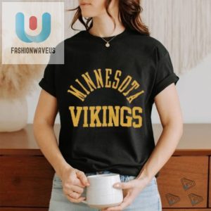 Score Big Laughs Minnesota Vikings Classic Shirt fashionwaveus 1 3