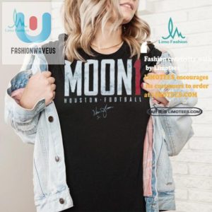 Score Big Laughs With The Warren Moon Houston Elite Tee fashionwaveus 1 3