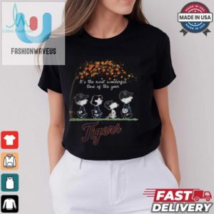 Funny Peanuts X Tigers Xmas Shirt Most Wonderful Time fashionwaveus 1 2