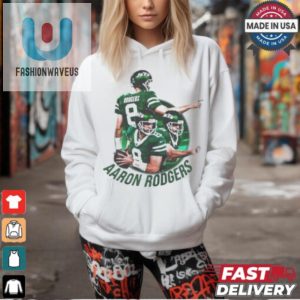 Aaron Rodgers Jets Tee Huddle Up In Style Touchdown Guaranteed fashionwaveus 1 2