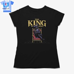 Derrick Henry The King Is Here Tshirt fashionwaveus 1 1