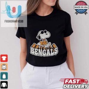 Peanuts Snoopy X Nfl Cincinnati Bengals Oversized Crewneck Shirt fashionwaveus 1 2