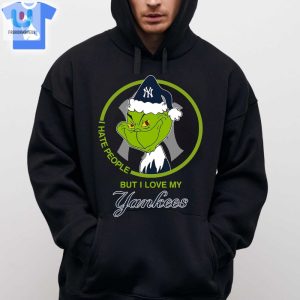 Grinch I Hate People But I Love New York Yankees Shirt fashionwaveus 1 2