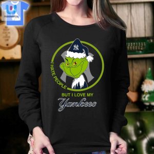 Grinch I Hate People But I Love New York Yankees Shirt fashionwaveus 1 3