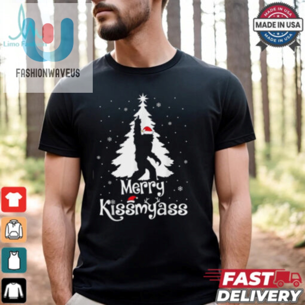 Merry Kissmyass Funny Bigfoot Yeti Sasquatch Christmas Tree T Shirt Recovered 