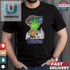 The Grinch Hug Florida Gators Helmet Christmas Shirt fashionwaveus 1 1