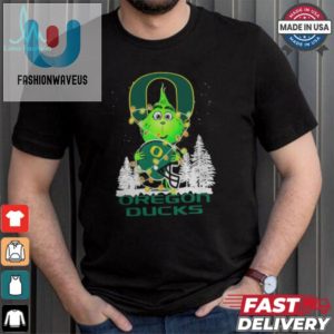 The Grinch Hug Oregon Ducks Helmet Christmas Shirt fashionwaveus 1 1